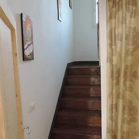 Casa Rossa Apartment Pianzano
